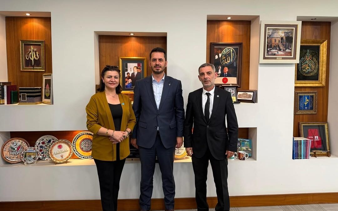 NALAN USTA’DAN SİYASETTE BİRLİK MESAJI